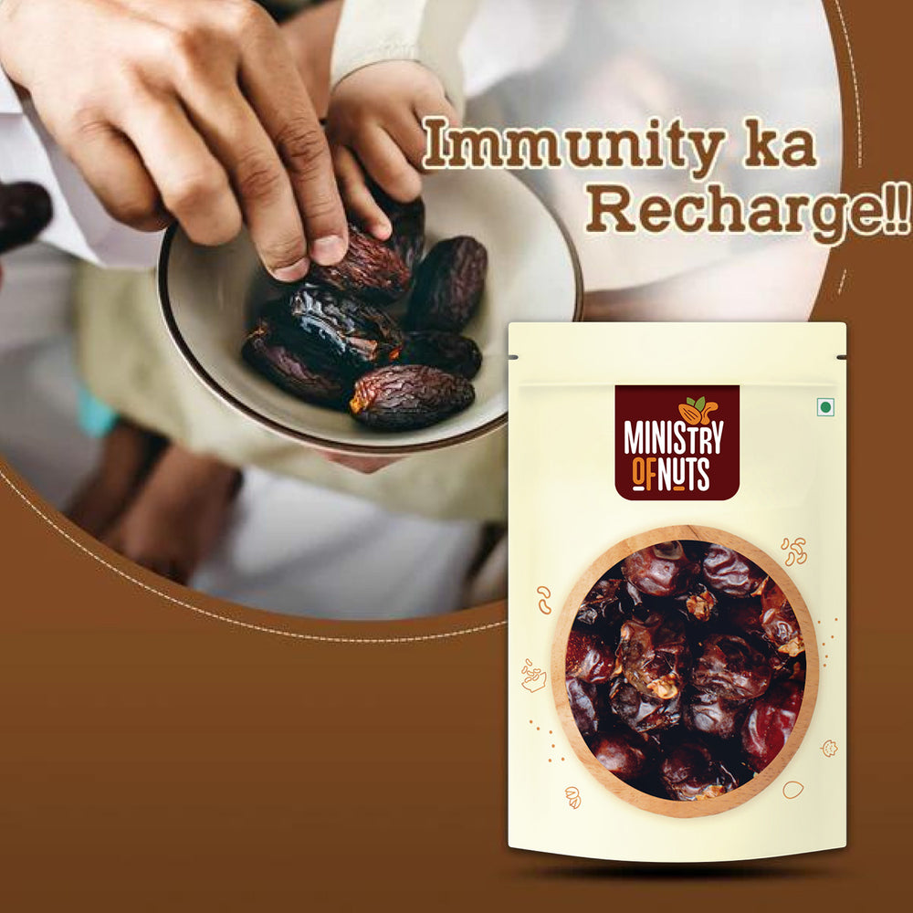
            
                Load image into Gallery viewer, Pack of 3 Seedless Raisins (200g) + Dates (200g) + Walnuts (125g) 525g
            
        